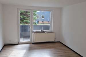 Sanierte 3-Zimmer-Wohnung mit Balkon in Hildesheim – Tilsiter Strasse 30, 31141 Marienburger Höhe / Galgenberg, Hildesheim – Vorschaubild 2