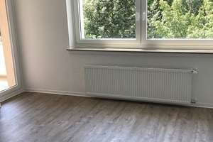 Modernisierte 3- Zimmerwohnung in zentraler Lage – Sven-Hedin-Str. 30, 30655 Groß-Buchholz, Hannover – Vorschaubild 1