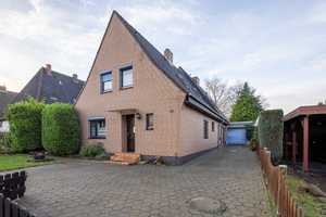 Zweifamilienhaus in Bremen-Burglesum - Teilvermietet mit separaten Eingängen sucht neuen Eigentümer – Bremen – Vorschaubild 1