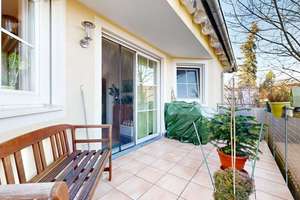 Lichtdurchflutet und stilvoll: 2-Zimmer-Wohnung mit Balkon und Einbauküche in München-Trudering – Die vollständige Adresse der Immobilie erhältst du vom Anbieter., 81827 Waldtrudering, München – Vorschaubild 3