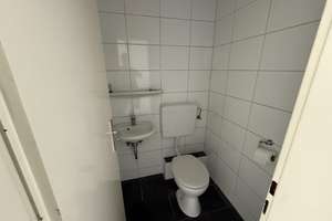 leere 4-Zi. Wohnung in Wiesbaden-Delkenheim – Düsseldorfer Straße 4, 65205 Delkenheim, Wiesbaden – Vorschaubild 8