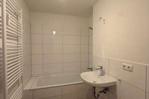 3-Zimmer-Wohnung mit schönen Ausblick – Gerhart-Hauptmann-Ring 70, 81737 Neuperlach, München – Vorschaubild 7