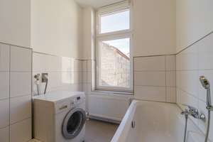 From 01.04 Amazing, bright flat in Prenzlauer Berg with balcony – Die vollständige Adresse der Immobilie erhältst du vom Anbieter., 10407 Prenzlauer Berg, Berlin – Vorschaubild 24