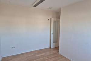 Alternative zum Haus: 5 Zimmer- Maisonette / Küche,  2 Bäder,  mitten in der Stadt/  Bezugfrei – Die vollständige Adresse der Immobilie erhältst du vom Anbieter., 65185 Mitte, Wiesbaden – Vorschaubild 25
