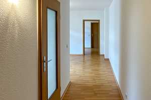 +++Super Singlewohnung-ruhig gelegen Wannenbad+++ – Helmstedter Straße 26, 39112 Magdeburg – Vorschaubild 2