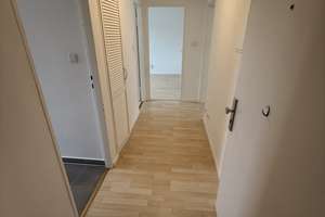 BOCKENHEIM: Sanierte 3-ZW im 4.OG m. West-Balkon, Einbauküche, TL-Bad – Die vollständige Adresse der Immobilie erhältst du vom Anbieter., 60487 Bockenheim, Frankfurt am Main – Vorschaubild 10