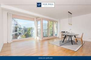 Lichterfüllte Atmosphäre und urbane Gelassenheit mit sonnigem Balkon und offenem Wohnbereich