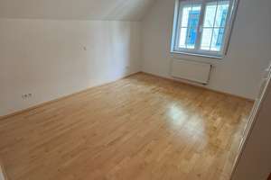 Viel Platz für den Alltag in diesem Haus in Aßlar-Werdorf – Die vollständige Adresse der Immobilie erhältst du vom Anbieter., 35614 Aßlar – Vorschaubild 4