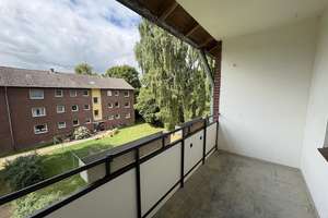 Helle 2-Zimmer-Wohnung mit Balkon in Wilhelmshaven Fedderwardergroden! – Allensteinweg 15, 26388 Fedderwardergroden, Wilhelmshaven – Vorschaubild 2