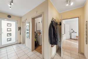 Idyllische Lage in Potsdam-Groß Glienicke: 4-Zimmer-Bungalow mit pflegeleichtem Grundstück – Die vollständige Adresse der Immobilie erhältst du vom Anbieter., 14476 Groß Glienicke, Potsdam – Vorschaubild 9