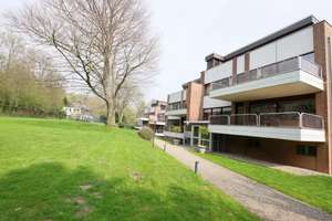 TOP:Gepflegte 2-Zimmer-Wohnung mit Terrasse, Tiefgaragenstellplatz in der Parkresidenz Gut Ludenberg – Bergische Landstraße 323, 40629 Ludenberg, Düsseldorf – Vorschaubild 2