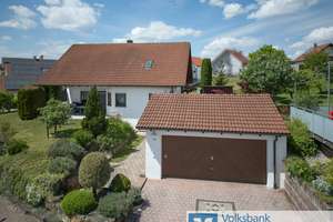 Gepflegtes Wohnhaus für die Familie – Die vollständige Adresse der Immobilie erhältst du vom Anbieter., 72401 Haigerloch – Vorschaubild 1