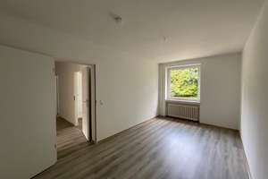 Zentral gelegene 3-Zimmer-Wohnung mit Balkon in Aurich-Popens! – Von-Bodelschwingh-Straße 25, 26603 Aurich – Vorschaubild 3