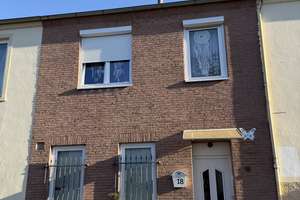 Leerstehendes Ein-Zweifamilienhaus mit Ausbaureserve in Buntentor - Bremen