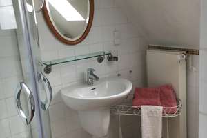 Möblierte DG Wohnung - auch teilmöbliert ! – Die vollständige Adresse der Immobilie erhältst du vom Anbieter., 21029 Bergedorf (Ortsteil), Hamburg – Vorschaubild 9