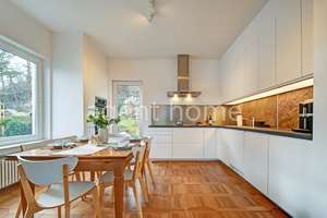 MÖBLIERT - SEHR GEFRAGTE LAGE - Großzügige Wohnung mit Balkon und Garage – Die vollständige Adresse der Immobilie erhältst du vom Anbieter., 70191 Relenberg, Stuttgart – Vorschaubild 7