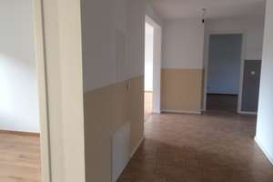 4-Zi-Whg mit Balkon in Augsburg-Hochzoll - Nähe Bahnhof – Die vollständige Adresse der Immobilie erhältst du vom Anbieter., 86163 Hochzoll-Süd, Augsburg – Vorschaubild 2
