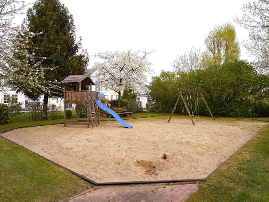 Moderne 3-Zim.-Wohnung mit PKW-Stellplatz und Garten - Bild 20