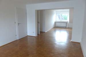  attraktive 3-Raum-Wohnung in bevorzugter Lage von Essen-Kupferdreh – Die vollständige Adresse der Immobilie erhältst du vom Anbieter., 45257 Kupferdreh, Essen – Vorschaubild 3