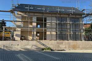 DHH1 im Erstbezug als Rohbau mit großem Potenzial in ruhiger Wohnlage – Die vollständige Adresse der Immobilie erhältst du vom Anbieter., 91186 Büchenbach – Vorschaubild 2