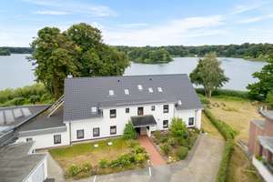 Repräsentative 6-Zimmer Wohnung in erster Reihe zum Bordesholmer See – 24582 Bordesholm – Vorschaubild 2