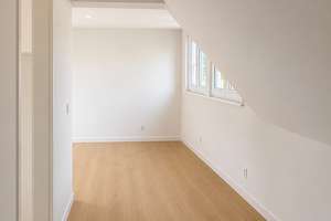 Erstbezug nach Kernsanierung – Helle 3-Zimmer-Dachgeschosswohnung in Stuttgart-Möhringen – Rübezahlweg 10A, 70567 Möhringen-Süd, Stuttgart – Vorschaubild 4