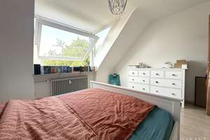 Sonnige Dachgeschosswohnung mit besonderem Flair – Die vollständige Adresse der Immobilie erhältst du vom Anbieter., 81375 Neuhadern, München – Vorschaubild 5