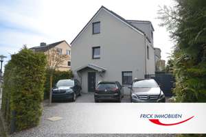 Modernes Einfamilienhaus mit Studio im DG und Pkw-Stellplätzen – Die vollständige Adresse der Immobilie erhältst du vom Anbieter., 23611 Bad Schwartau – Vorschaubild 1