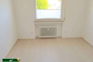 schönes Zweifamilienhaus mit traumhaftem Grundstück und drei Wohneinheiten – Die vollständige Adresse der Immobilie erhältst du vom Anbieter., 51379 Opladen, Leverkusen – Vorschaubild 14