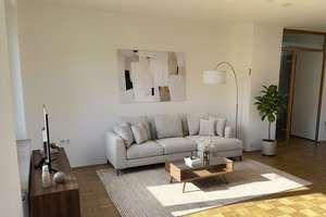 Frisch renovierte 3-Zimmer-Wohnung mit Balkon & Ostpark-Nähe – sofort bezugsfrei – Hofangerstr. 79, 81735 Ramersdorf, München – Vorschaubild 3
