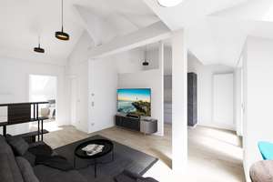 Schmuckstück! Helle und moderne 2-Zimmer-Dachgeschosswohnung mit Loggia