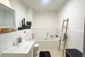 Wunderschöne , Barrierefrei 4-Zimmer-Wohnung mit Balkon im Innenhof !! – Gneisenaustr. 14, 41061 Gladbach, Mönchengladbach – Vorschaubild 3