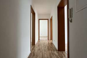 3,5-Zimmer Wohnung in Bochum Wiemelhausen mit Balkon Garten Parkplatz großem Keller und Trockenraum – Markstrasse 308, 44801 Wiemelhausen, Bochum – Vorschaubild 5
