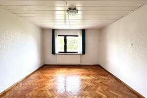 Freistehendes Einfamilienhaus mit großzügigem Grundstück und vielen Möglichkeiten – Die vollständige Adresse der Immobilie erhältst du vom Anbieter., 89428 Syrgenstein – Vorschaubild 10