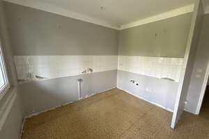 3 Zimmer-Wohnung zum Selbstgestalten! – Bruno-Baum-Straße 22, 12685 Marzahn, Berlin – Vorschaubild 5