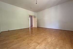 Helle 2-Zimmer-Wohnung mit Balkon und EBK - UNIT 03 – Theklastraße 9, 12205 Lichterfelde, Berlin – Vorschaubild 2