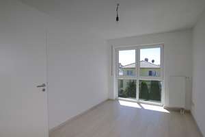 | Leben in schöner Lage| 

Gepflegte Doppelhaushälfte mit Garten, Garage und Ausbaureserve – Die vollständige Adresse der Immobilie erhältst du vom Anbieter., 93142 Maxhütte-Haidhof – Vorschaubild 19