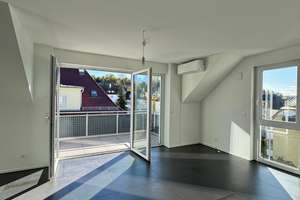 Freie hochwertige 2-Zimmerwohnung: KfW-55 Neubau-Standard mit Klimaanlage im Dachgeschoss