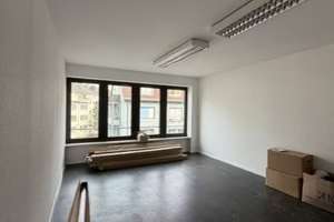 Lebendiges Pempelfort: Moderne 2-Zimmer-Wohnung mit Balkon – 40211 Pempelfort, Düsseldorf – Vorschaubild 2