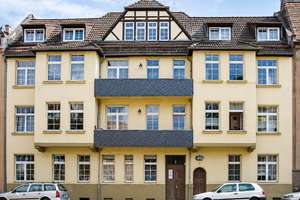 3-Zimmer-Wohnung mit separater Küche, Badewanne, Laminat
