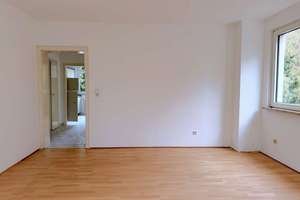 Helle 2-Zimmer-Wohnung mit Balkon in ruhiger und zentraler Lage – 45329 Karnap, Essen – Vorschaubild 2