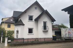 Mitten im Leben - Charmantes Einfamilienhaus in bester Lage von Offingen! – Die vollständige Adresse der Immobilie erhältst du vom Anbieter., 89362 Offingen – Vorschaubild 14