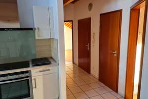 Helle und gemütliche 3-Zimmer-Dachgeschosswohnung mit Balkon, EBK, inkl. TG-Stellplatz in Köln – Frohnhofstr. 104, 50827 Ossendorf, Köln – Vorschaubild 13