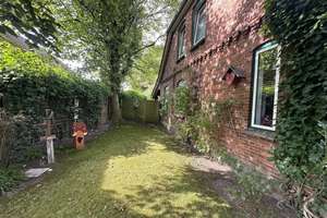 Historischer Charme trifft modernen Wohnkomfort – Zweifamilienhaus mit Ruhepol im Garten – Die vollständige Adresse der Immobilie erhältst du vom Anbieter., 25821 Bredstedt – Vorschaubild 31