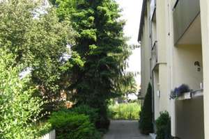 Schöne Wohnung sucht Mieter: sanierte 2-Zimmer-Wohnung mit Balkon – Alte Gerberstr. 44, 53879 Euskirchen – Vorschaubild 1