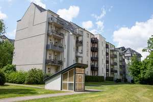 Wohnung mit Balkon ins Grüne und Bad mit Wanne - Einbauküche möglich – Lohrstraße 40, 9113 Schloßchemnitz, Chemnitz – Vorschaubild 6