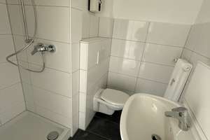 Singlewohnung in ruhiger Lage! – Nettenberg 39, 42349 Cronenberg, Wuppertal – Vorschaubild 2
