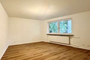 Frisch sanierte 2-Zi. Wohnung in Hamburg-Rahlstedt – Kohövedstraße 3a, 22143 Rahlstedt, Hamburg – Vorschaubild 1