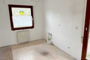 Einfamilienhaus auf großem Grundstück in Staufen-Grunern – Breisgau-Hochschwarzwald (Kreis) – Vorschaubild 6