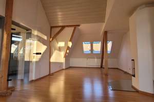 3 Zi.-DG-Whg. mit Wintergarten-Loggia, offener Galerie, Stellplatz, i.d. Südst. I VON PRIVAT – Die vollständige Adresse der Immobilie erhältst du vom Anbieter., 30169 Südstadt, Hannover – Vorschaubild 2